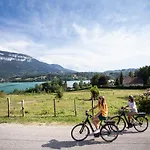 Huttopia D'aiguebelette 营地 4*