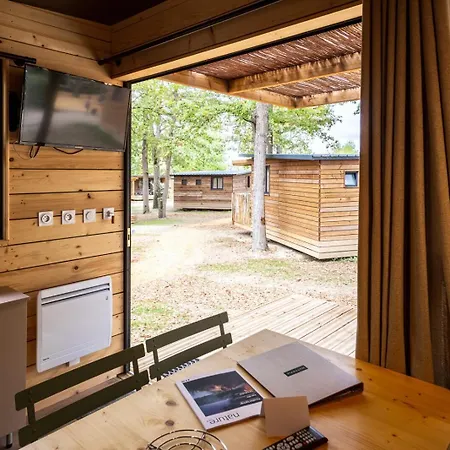 Huttopia D'aiguebelette 4* Saint-Alban-de-Montbel