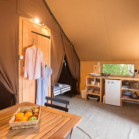 Huttopia D'aiguebelette 4*