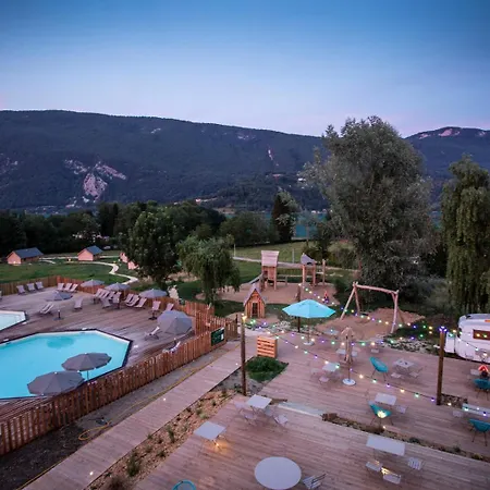 Huttopia D'aiguebelette 4* Saint-Alban-de-Montbel
