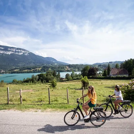 Huttopia D'aiguebelette Campeggio 4*