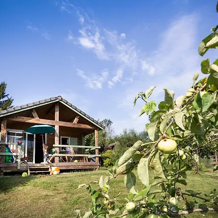 Campeggio Huttopia D'aiguebelette 4*