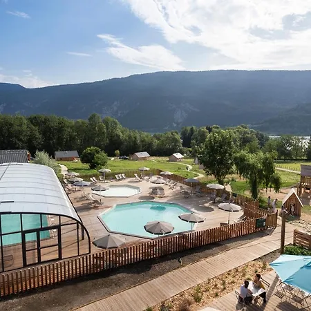 Campingplatz Huttopia D'aiguebelette 4*
